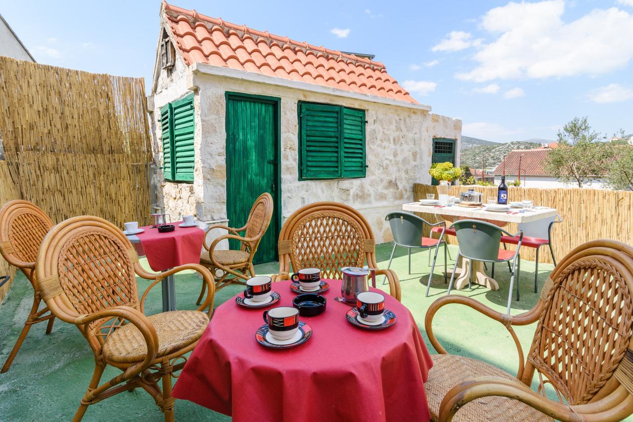 Apartmani Marko I Ana Marina Bagian luar foto