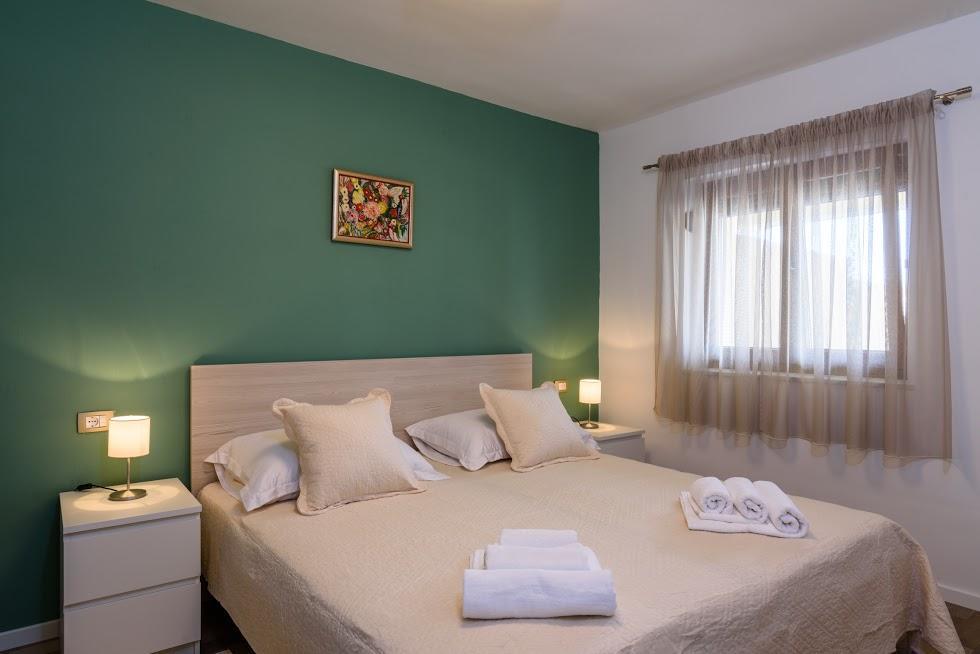 Apartmani Marko I Ana Marina Bagian luar foto