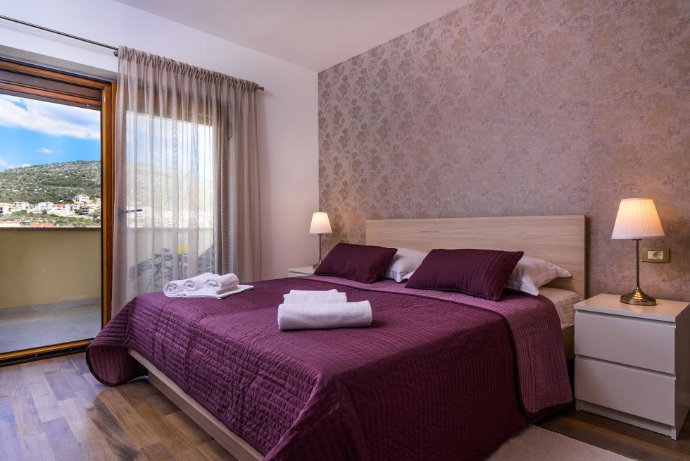 Apartmani Marko I Ana Marina Bagian luar foto